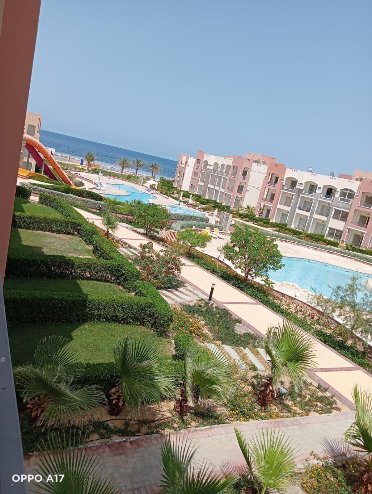 Oyster Bay Beach Resort Абу-Дабаб Экстерьер фото